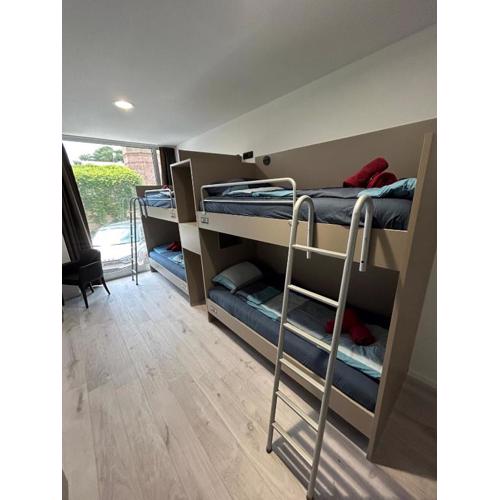 Hostelum