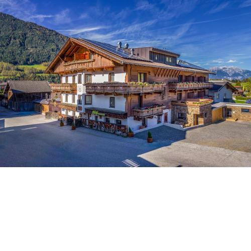 Hotel Alpenstolz