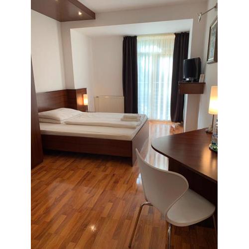 Hotel Arli