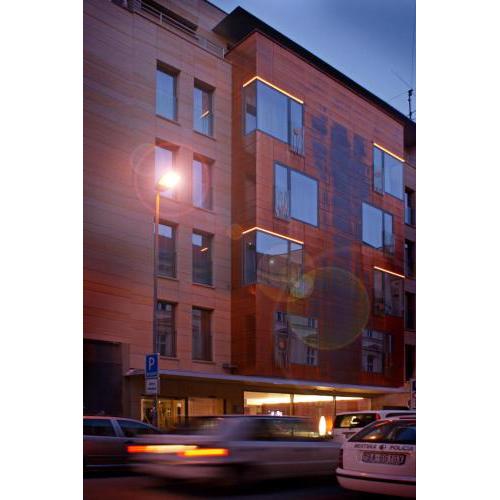Hotel Avance