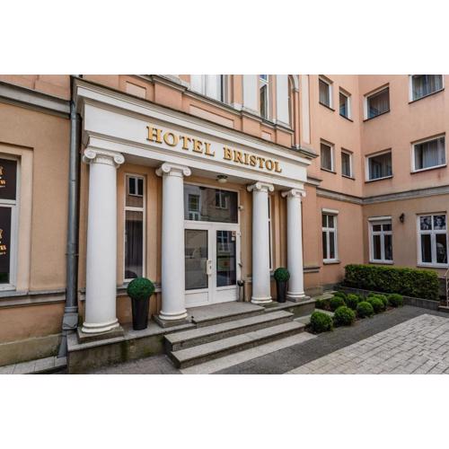Hotel Bristol