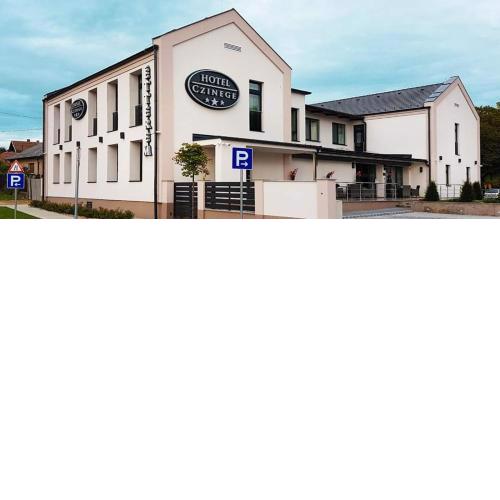 Hotel Czinege & Étterem