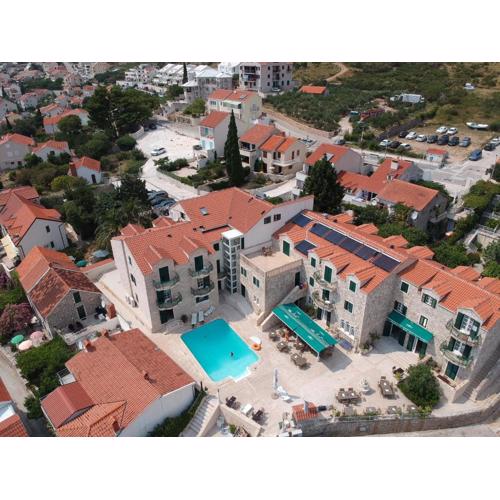 Hotel Ivan Dujmović Dvori