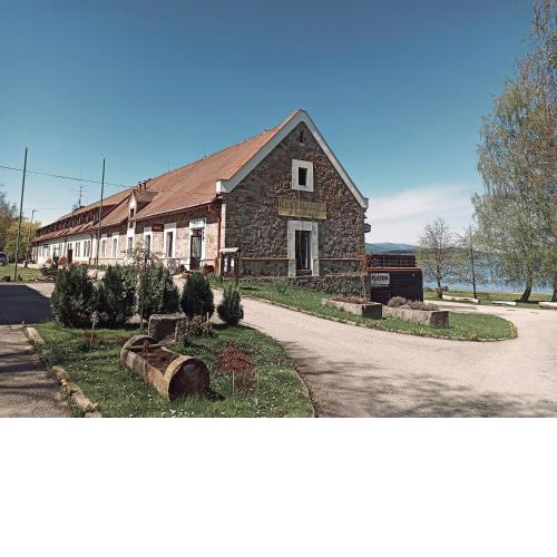 Hotel Jestřábí