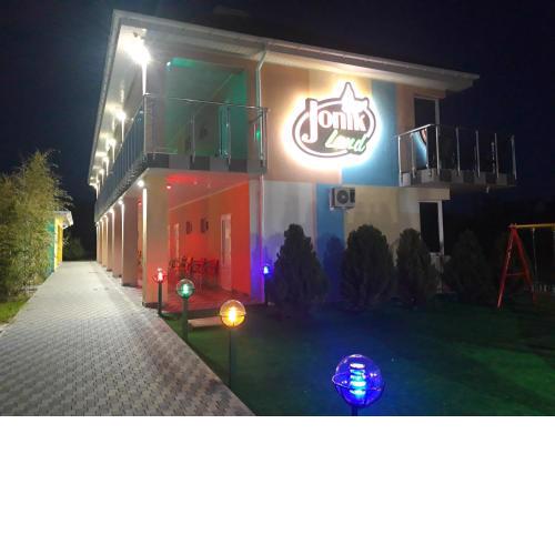 Hotel Jonik Land