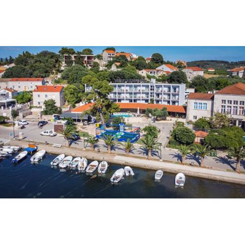 Hotel Lumbarda