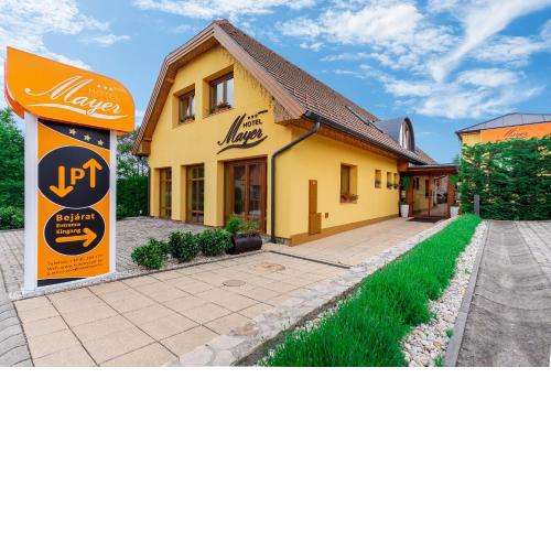 Hotel Mayer Alsóörs