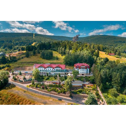 Hotel & Medi-Spa Biały Kamień
