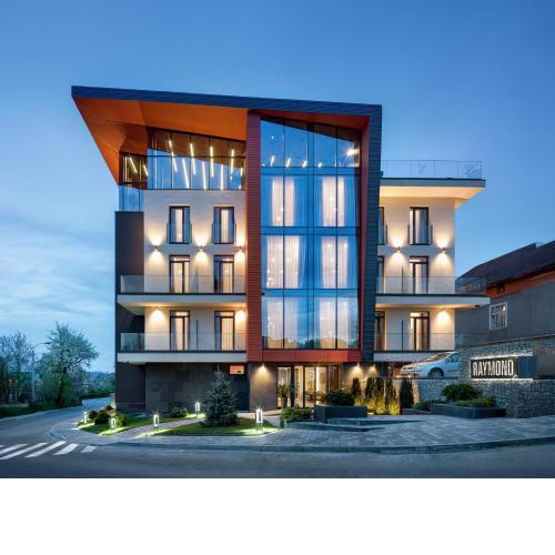 Hotel Raymond