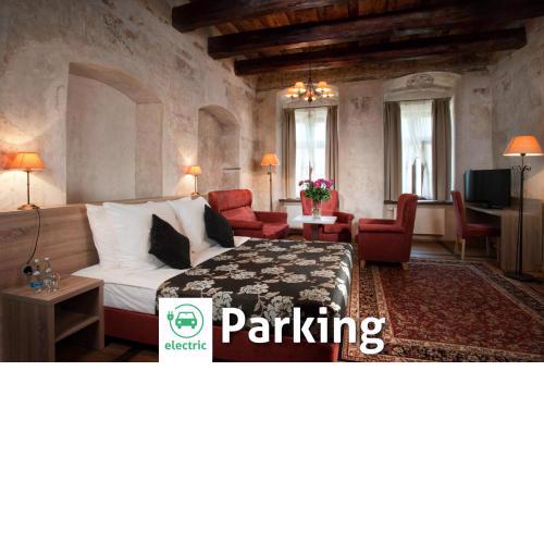 Hotel Santi