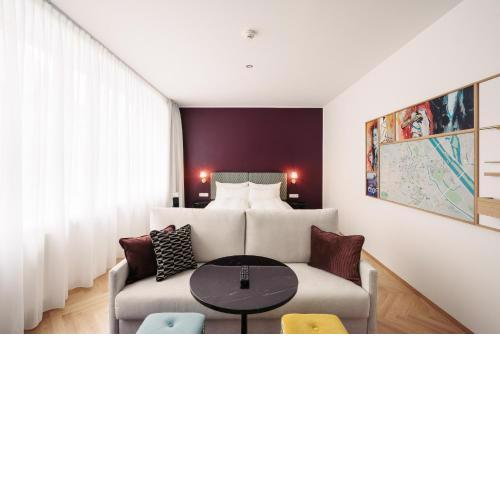 Hotel Schani Salon