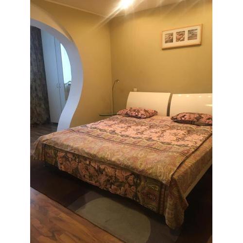 Hotel Service Predslava on Antonovicha street
