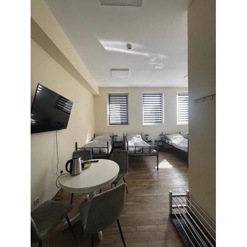 Hotel Towarowa 24