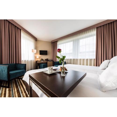 Hotel Victor Pruszków DeSilva