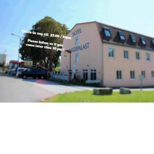 Hotel Wasserpalast - breakfast for free!!!