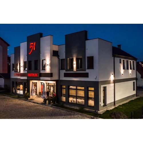 Hotelik 51