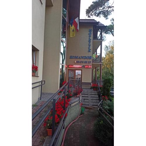 Hotelik Komandor