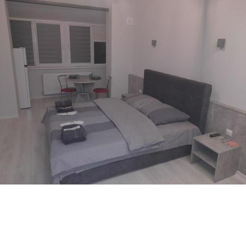 HotelRoom 11