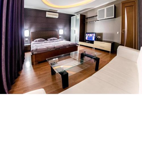 Hotrent Pechersk Lesy 20/22