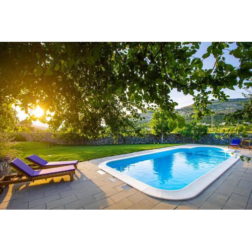House Anavi