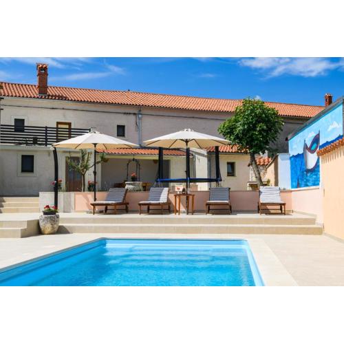 House Angela with private pool, private parking, wi-fi and fully fenced garden - WiiBuk