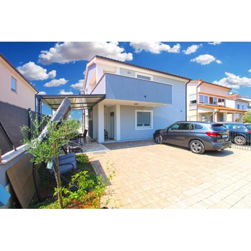 House Fazana 2283