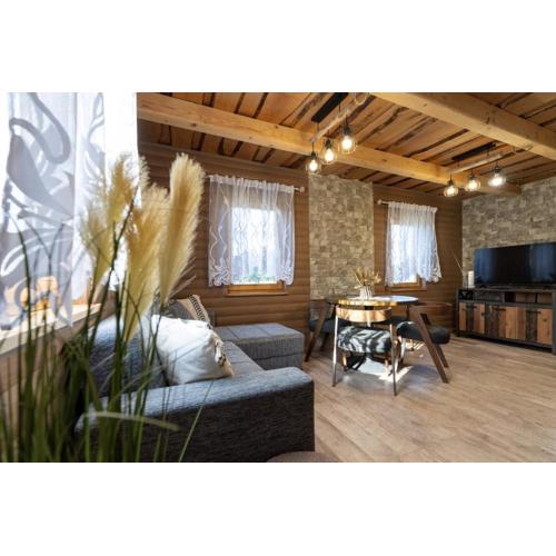 House Karlita