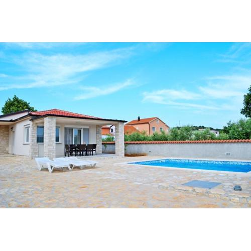 House LjubaV