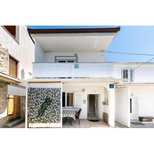 House Nenad
