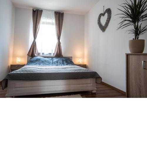 House Nr. 10