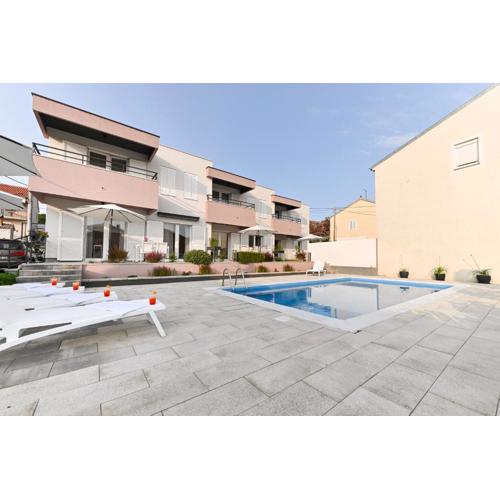 House Tre Venti with pool