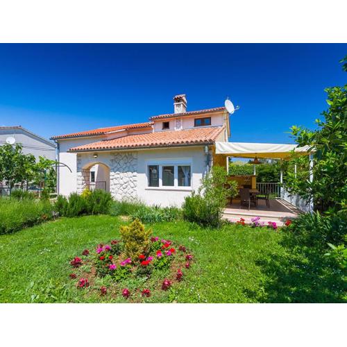 House Vlade 1219
