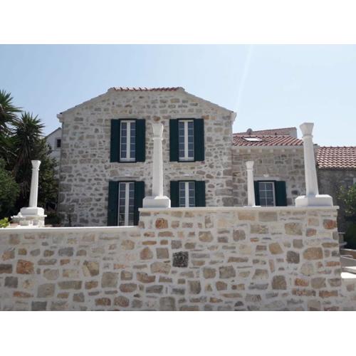 House Zemina