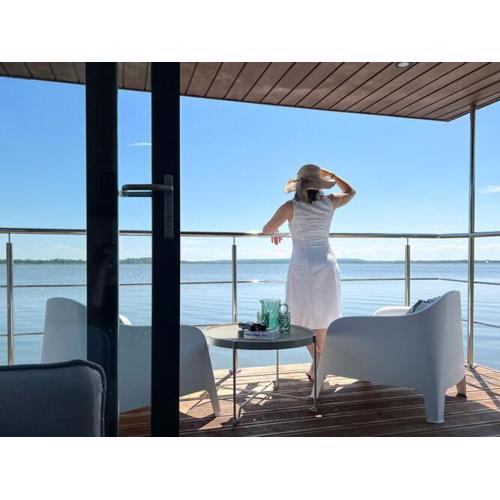 Houseboat in azy near Lake Jamno & Sea