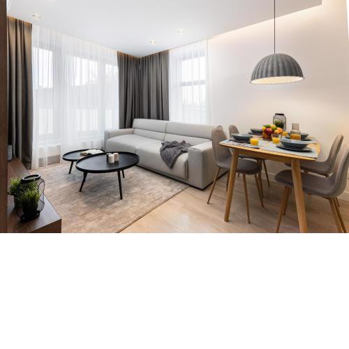 HOUSEHOST Apartment: Miodowa 42/30 Street