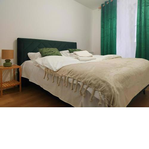 Hugo Eden Apartments
