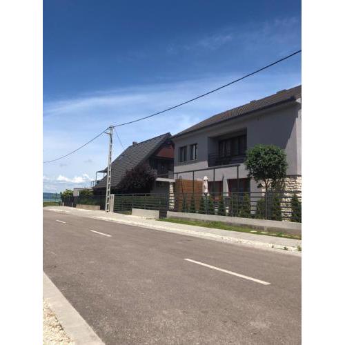 Hullám Apartman