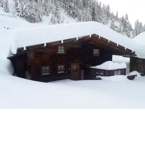 Hüttenzeit almhütte sölden