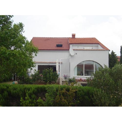 I&A House