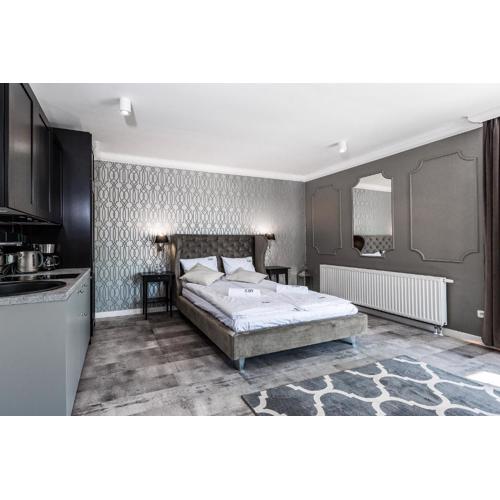ICON APARTMENTS