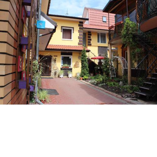 Ideal Hotel