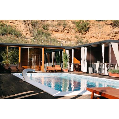 Illyria Apartments