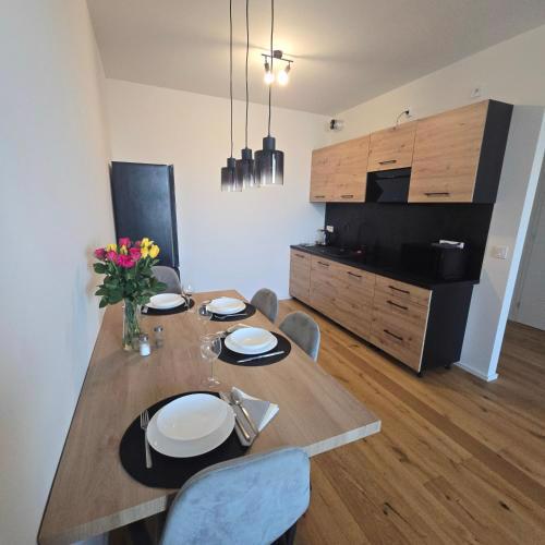 IMPERIAL apartment Albelli N,4 in centre-old town - private garage parking