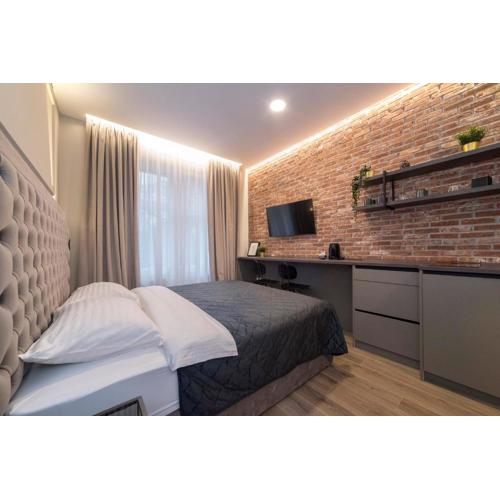 Imperial Apartment B