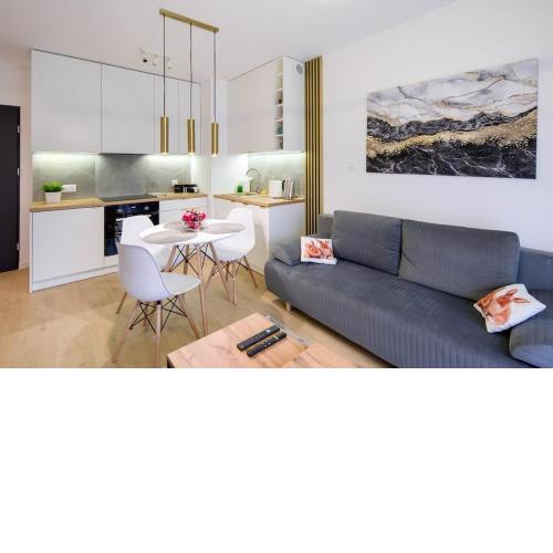 In Gold Apartment