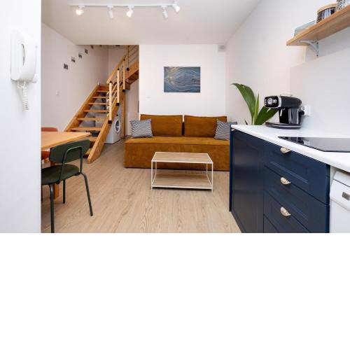 In the heart of historical district with free parking