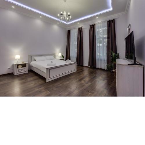 InshiApartments on Dudajewa str