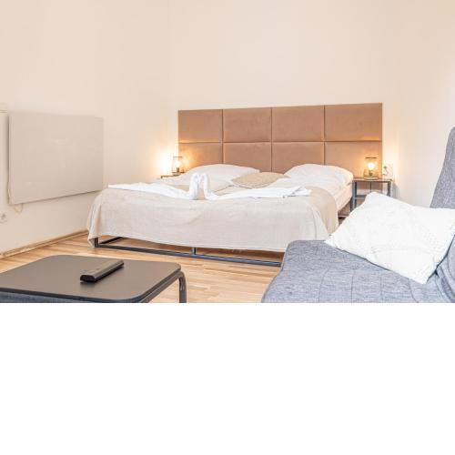 Inviting Economy 1BR Apt. with the best Location