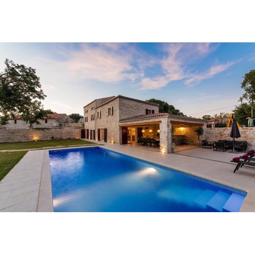 Istria Time - Villa Nyma - Heated Pool