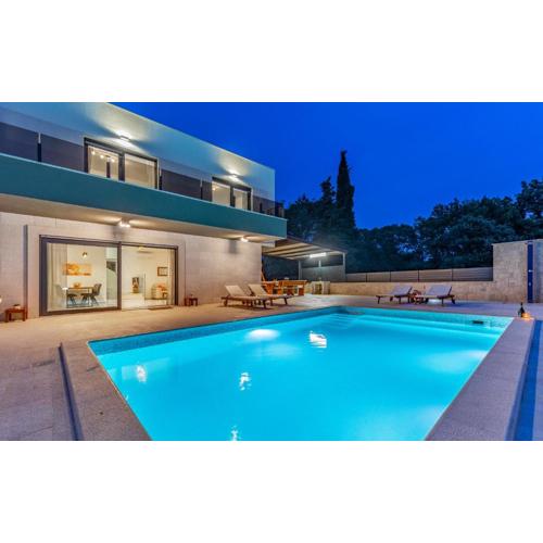 Istriensonne 0005 - Villa Maristra mit Pool